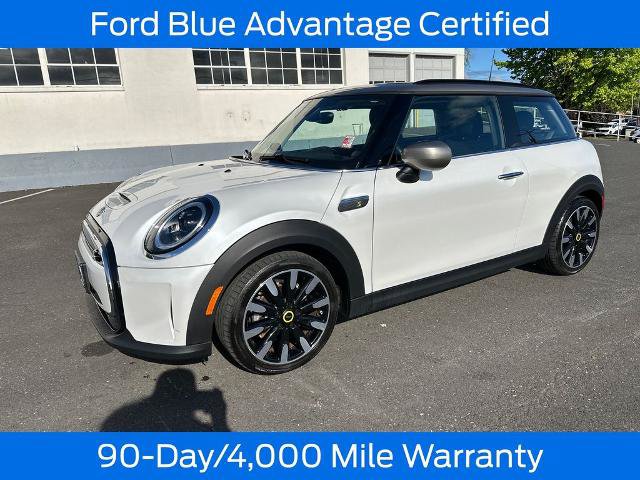 Used 2024 MINI Cooper SE FWD image 3