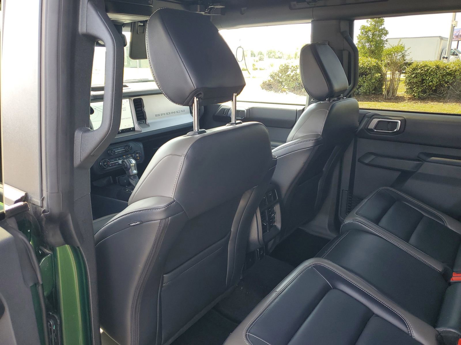 Certified 2025 Ford Bronco Outer Banks AWD/4WD image 10