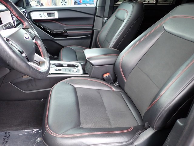 Certified 2023 Ford Explorer ST-Line w/ Class IV Trailer Tow Package image 13