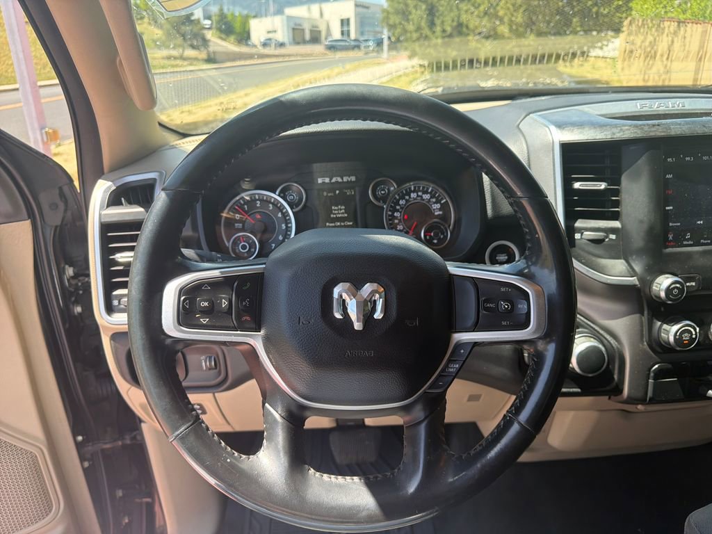 Used 2020 RAM 1500 Big Horn AWD/4WD image 17