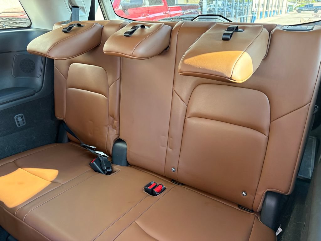 Used 2023 Nissan Pathfinder Platinum AWD/4WD image 28