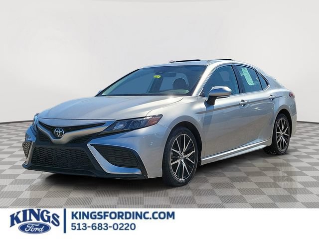 Used 2023 Toyota Camry SE FWD image 1