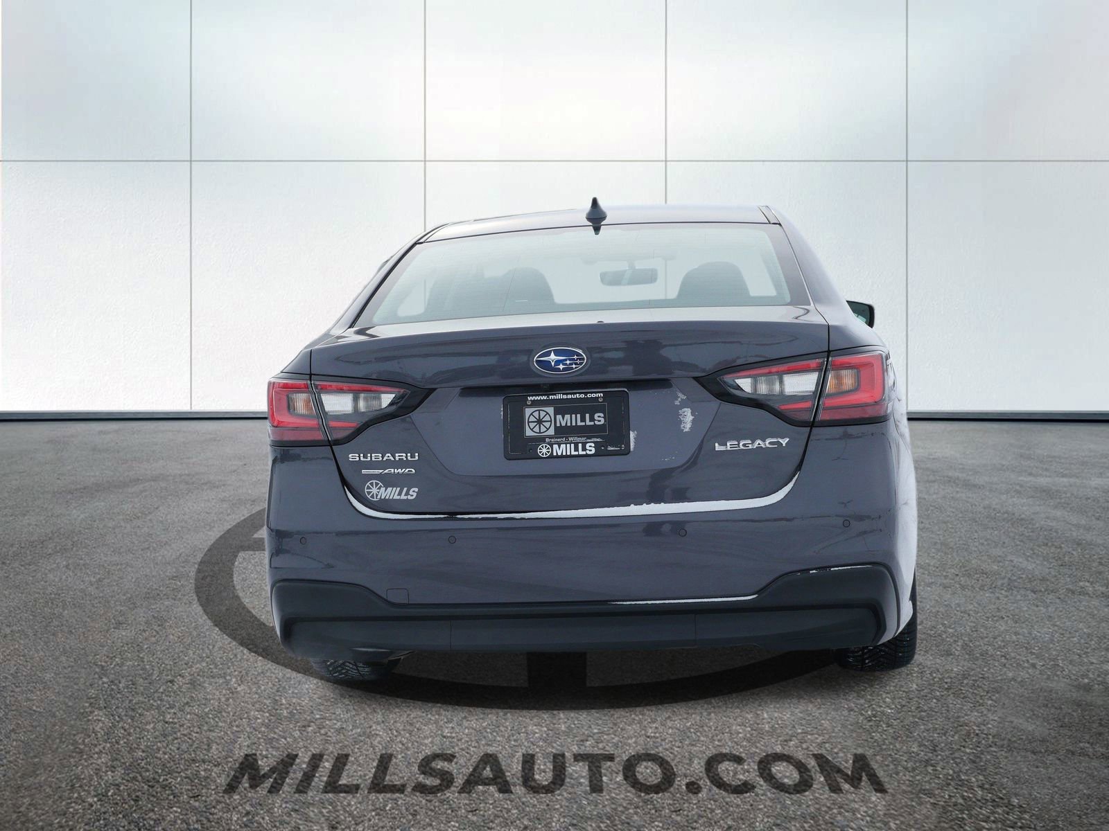 Used 2022 Subaru Legacy Limited image 3