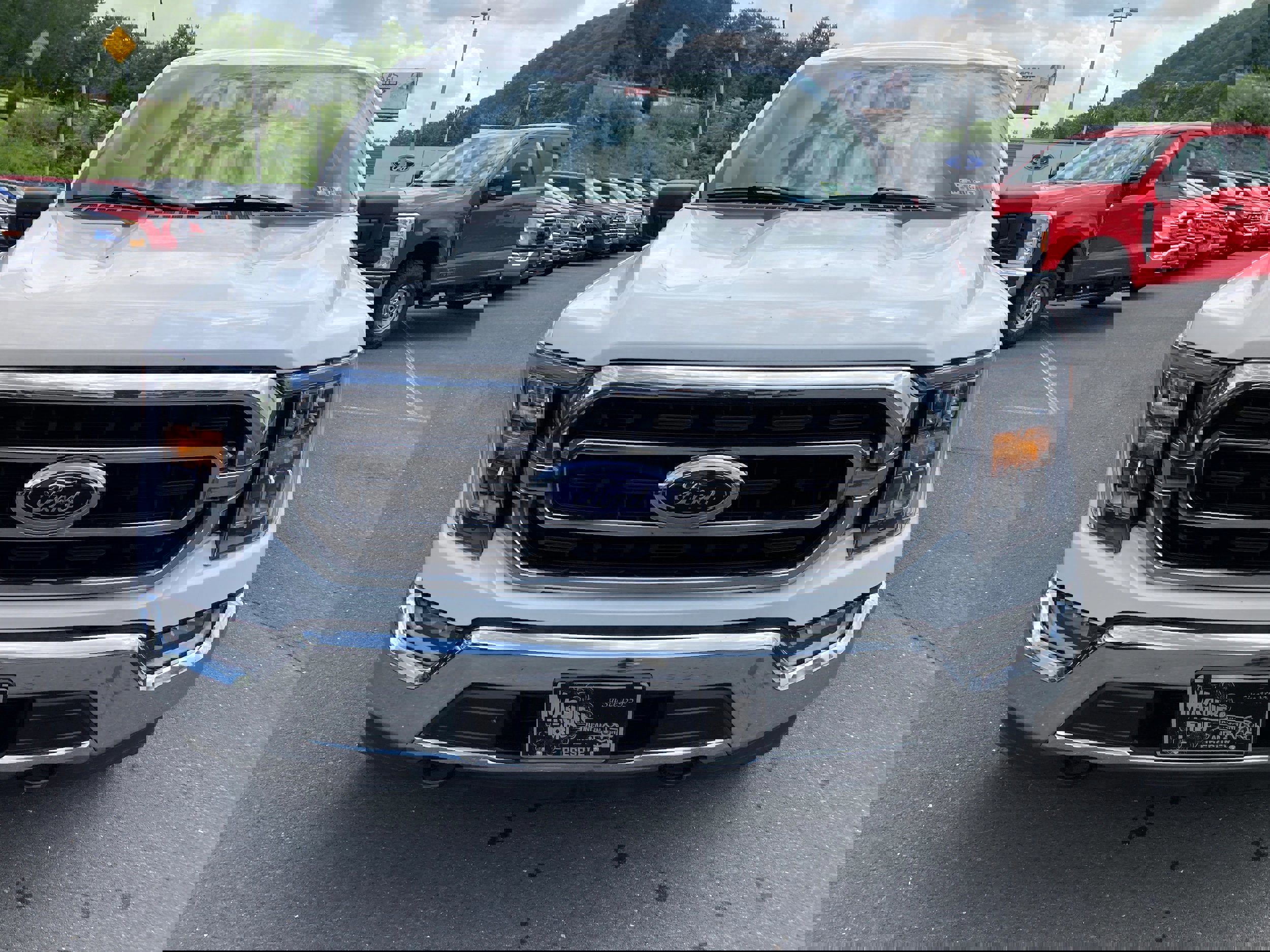 Certified 2022 Ford F150 XLT w/ Equipment Group 302A High image 7