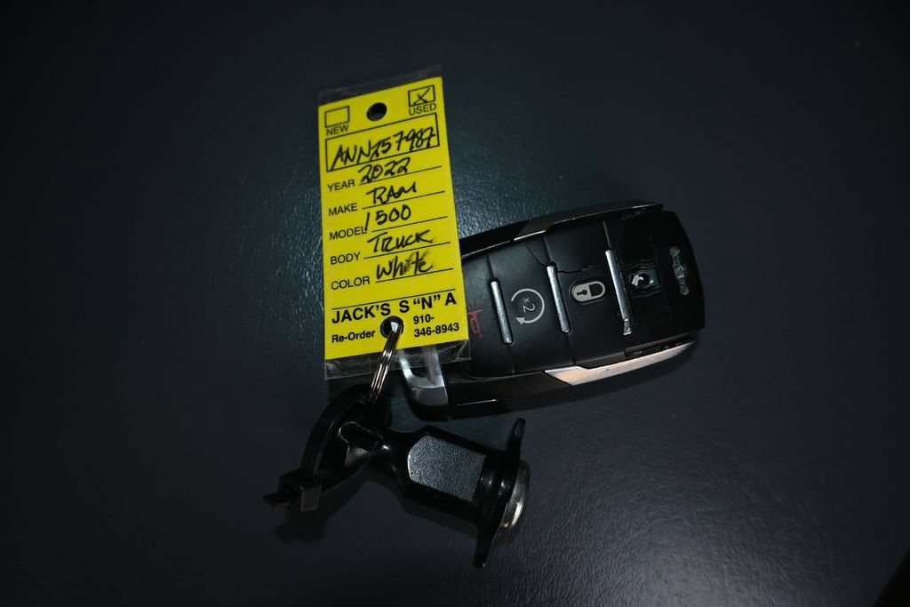 Used 2022 RAM 1500 Laramie AWD/4WD image 43