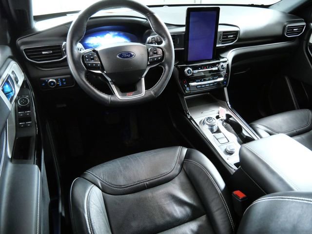 Certified 2022 Ford Explorer ST w/ Equipment Group 401A AWD/4WD image 4