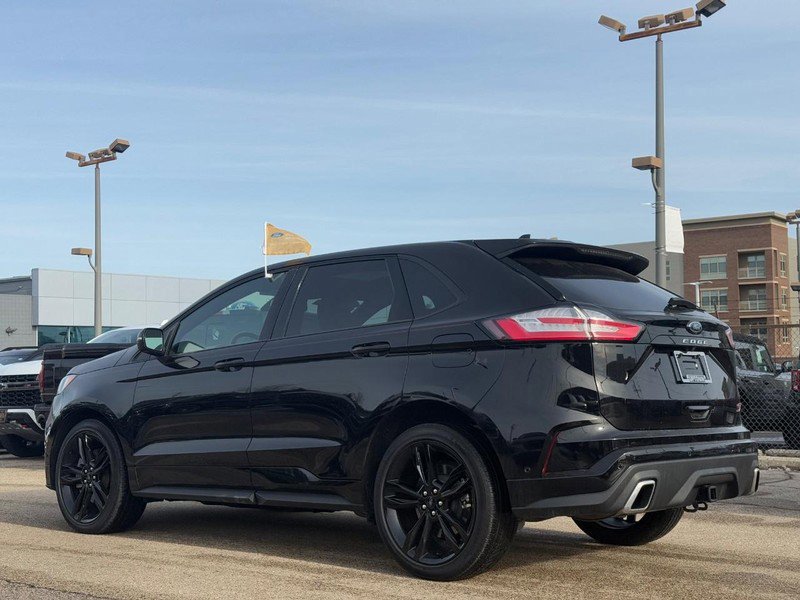 Certified 2024 Ford Edge ST w/ Equipment Group 401A image 2
