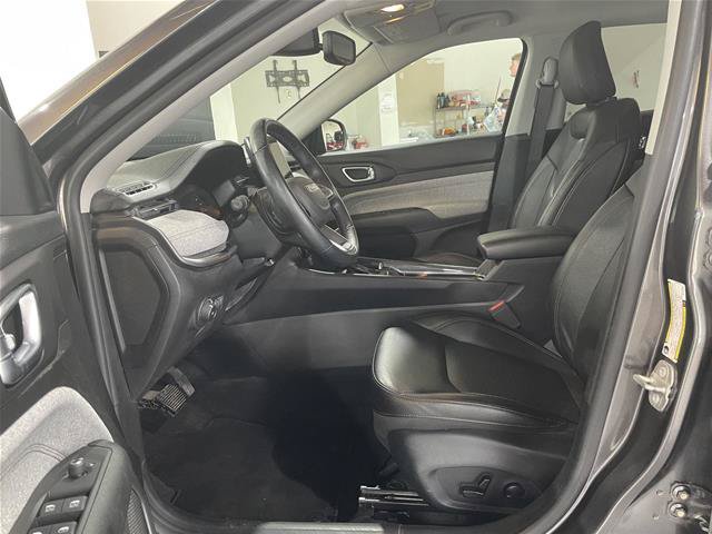 Used 2022 Jeep Compass Latitude AWD/4WD image 19