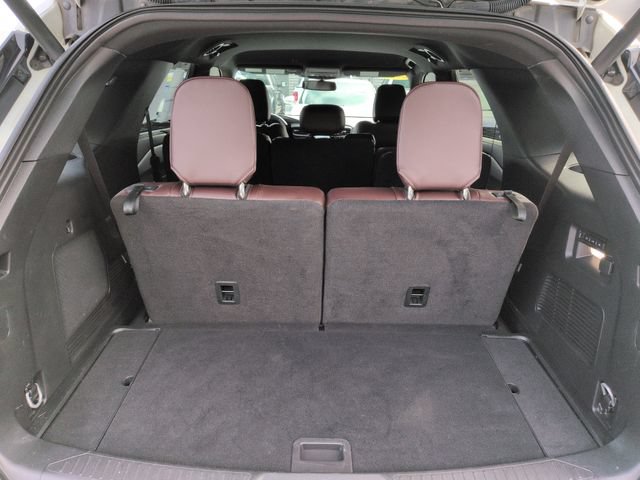 Certified 2023 Ford Explorer Platinum w/ Technology Package AWD/4WD image 19