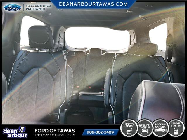 Used 2025 Chrysler Pacifica Limited FWD image 12