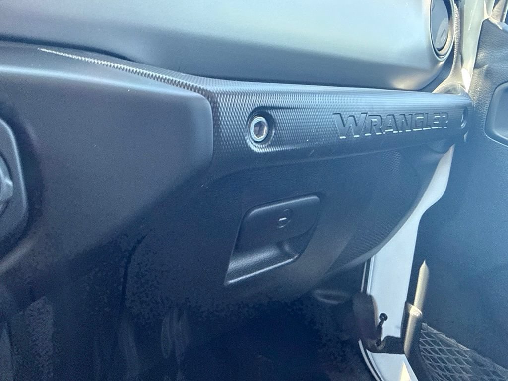 Used 2021 Jeep Wrangler Unlimited Sport AWD/4WD image 29