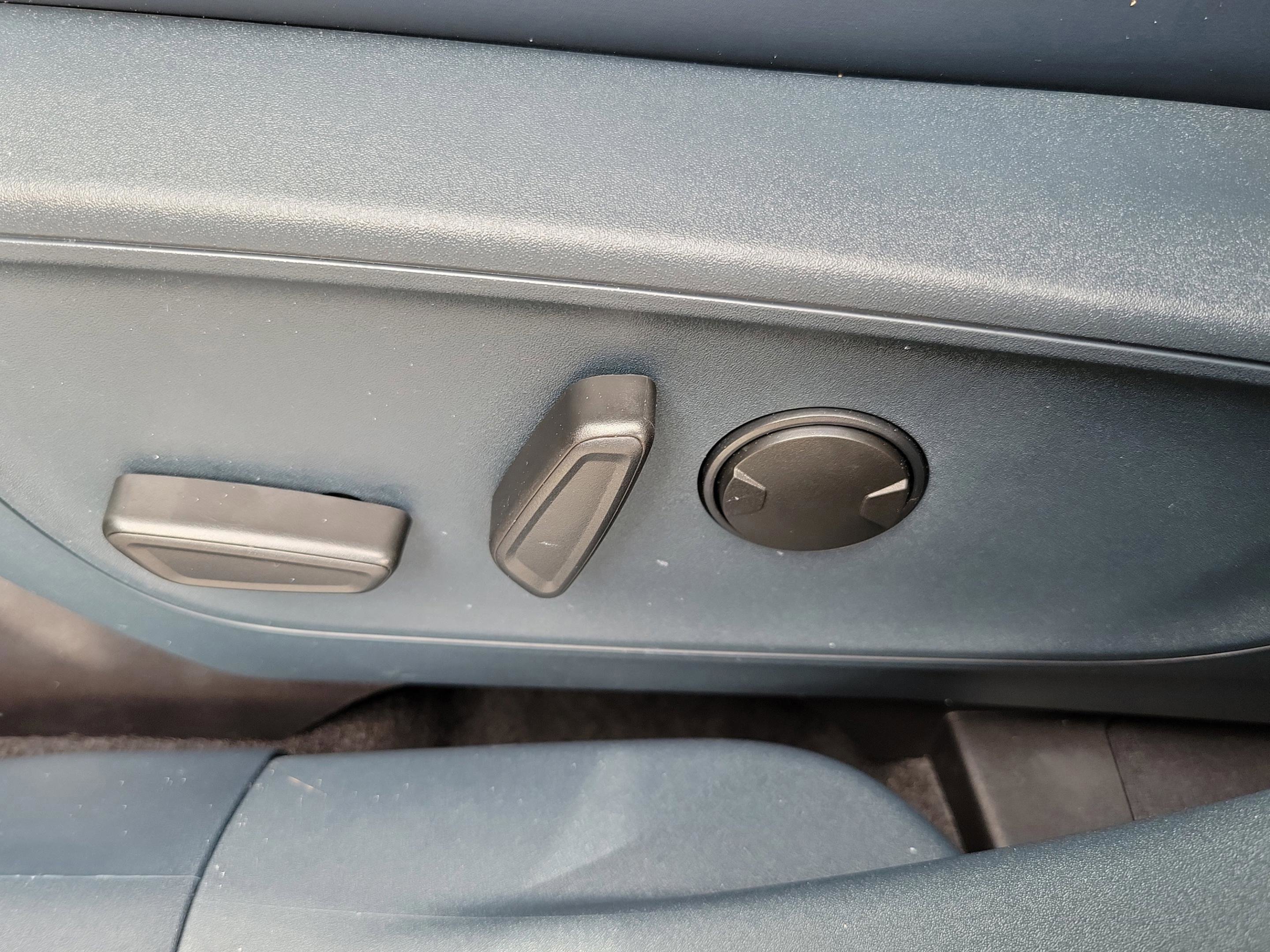 Certified 2024 Ford Maverick Lariat w/ 4K Tow Package image 13