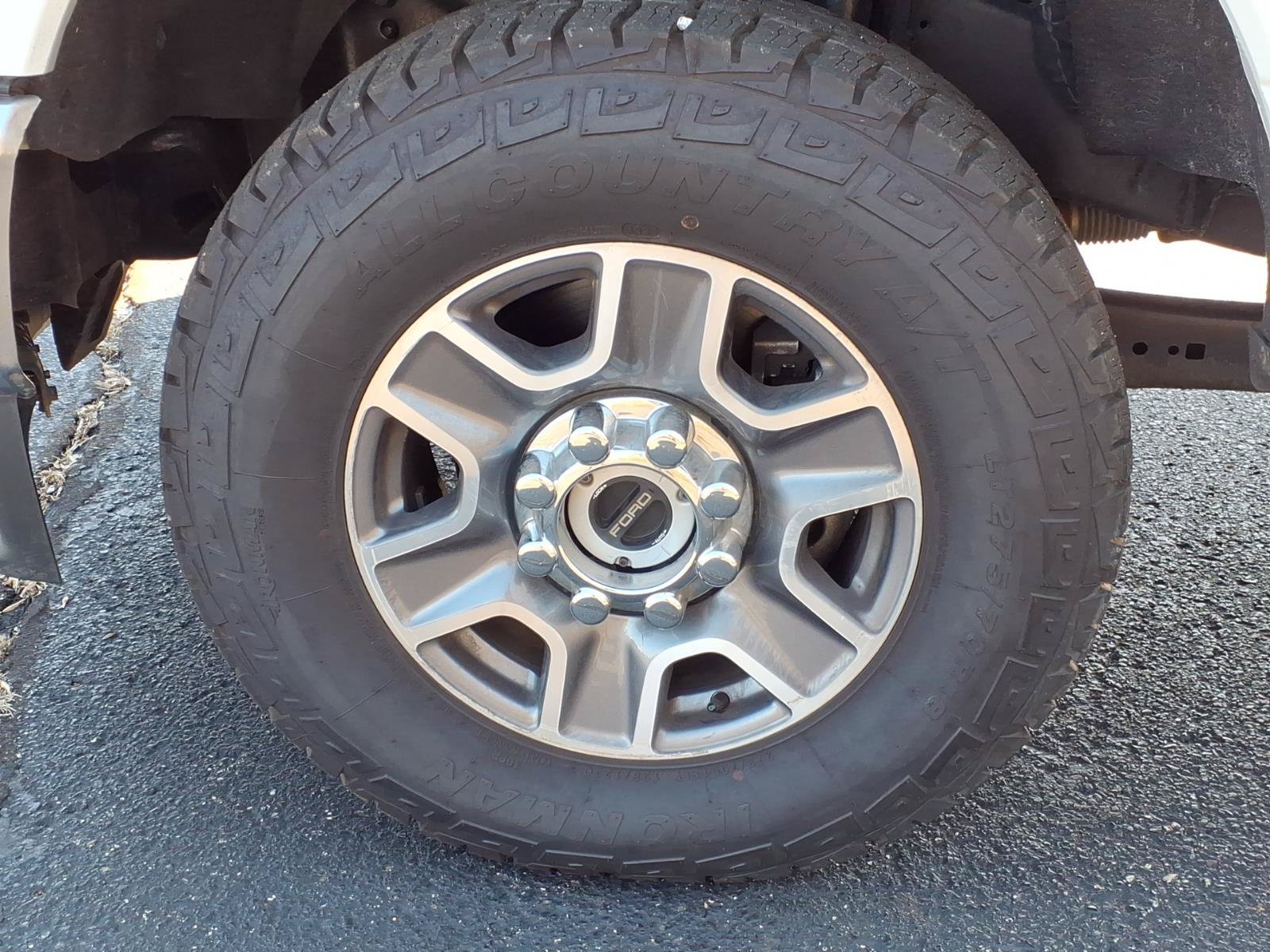 Certified 2023 Ford F250 Lariat AWD/4WD image 13