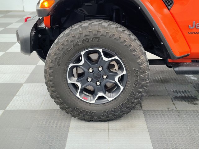 Used 2023 Jeep Wrangler Unlimited Rubicon w/ Dual Top Group AWD/4WD image 16