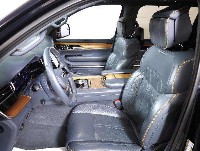 Used 2023 Jeep Grand Wagoneer L Series III w/ Rear Seat Video Group 1 image 8