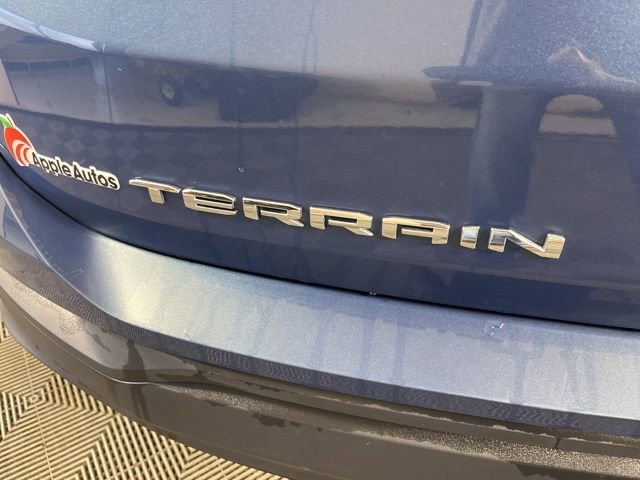 Used 2024 GMC Terrain SLE AWD/4WD image 11