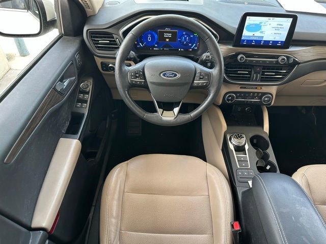 Certified 2020 Ford Escape Titanium w/ Titanium Premium Package 2.0 FWD image 11