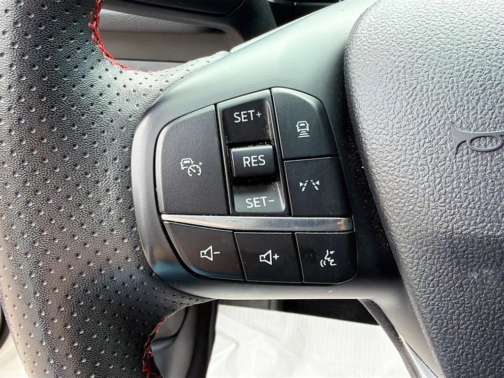 Certified 2024 Ford Escape ST-Line w/ Tech Pack #1 AWD/4WD image 12