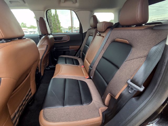 Certified 2025 Ford Bronco Sport Outer Banks w/ Outer Banks Tech Package+ AWD/4WD image 5