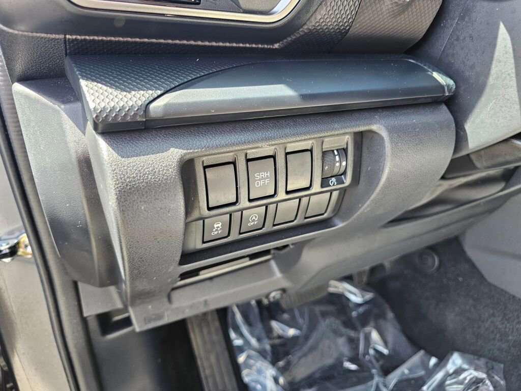 Used 2024 Subaru Forester AWD/4WD image 18