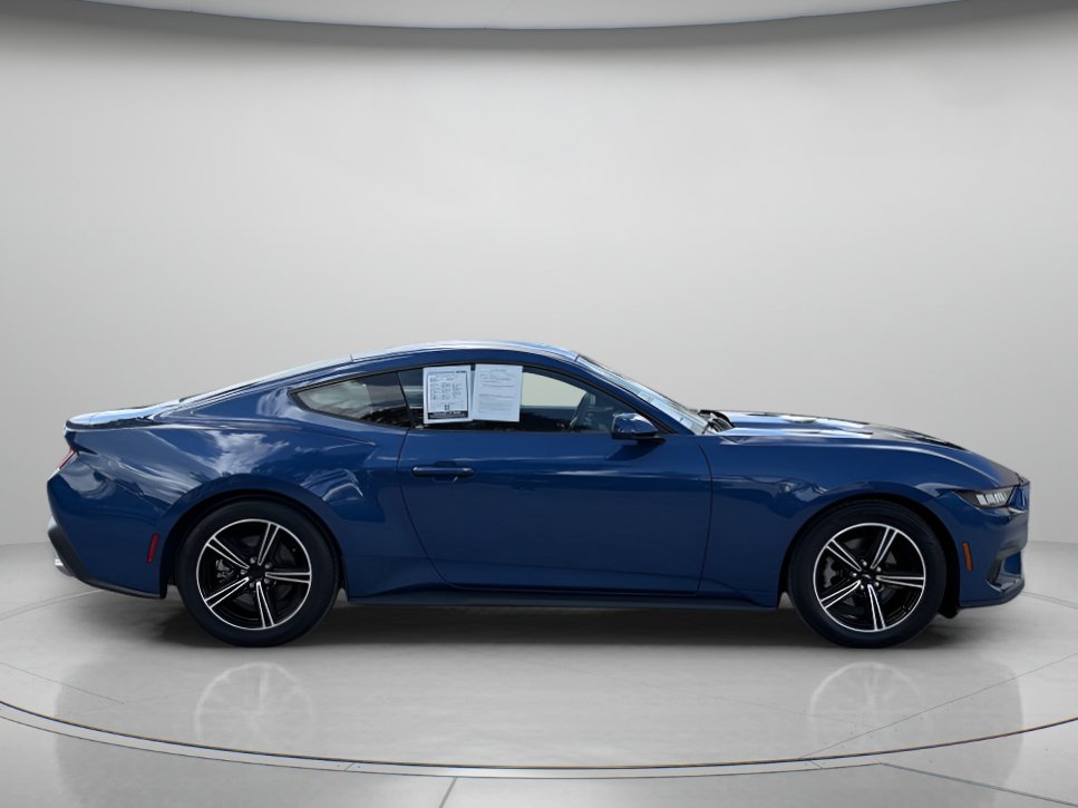 Certified 2024 Ford Mustang Coupe RWD image 2