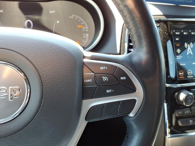 Used 2022 Jeep Grand Cherokee Laredo X RWD image 25