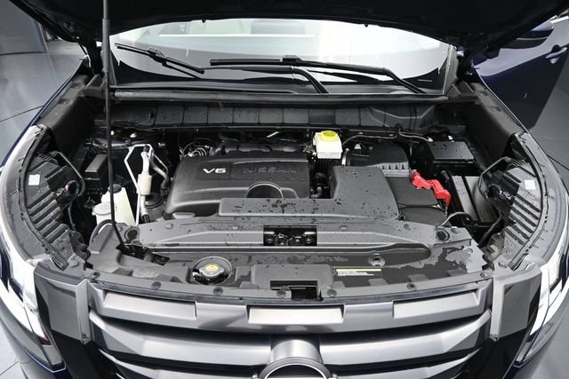 Used 2023 Nissan Pathfinder SL FWD image 16