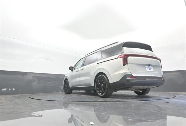 Used 2025 Kia Carnival SX Prestige image 27