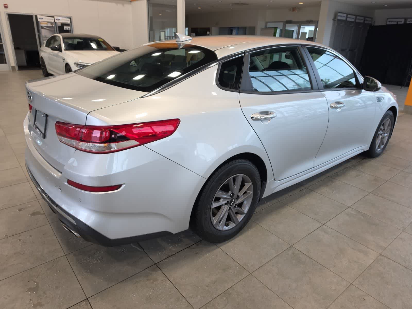 Used 2020 Kia Optima LX FWD image 7