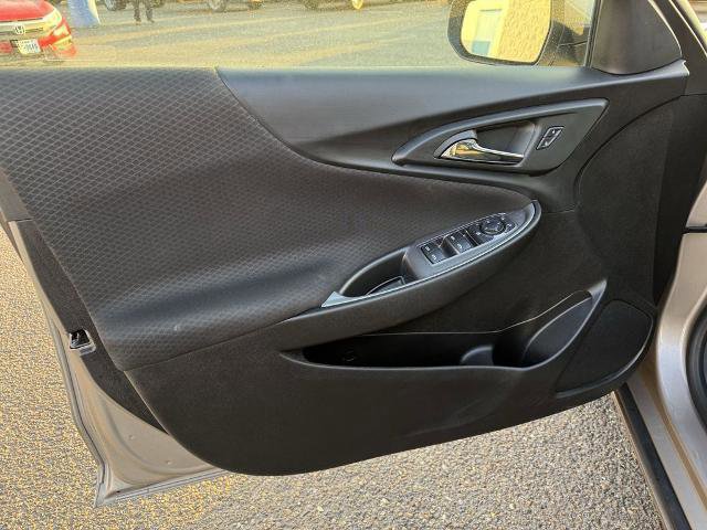 Used 2024 Chevrolet Malibu LT image 12