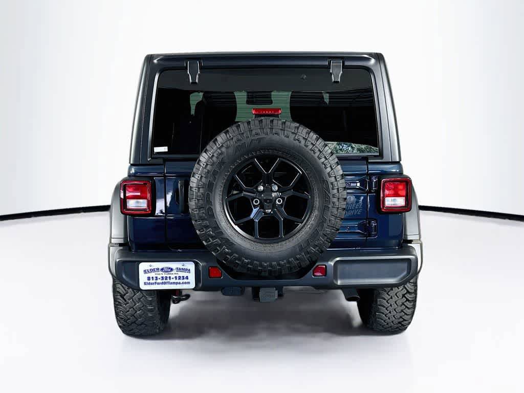 Used 2025 Jeep Wrangler Sport AWD/4WD image 5