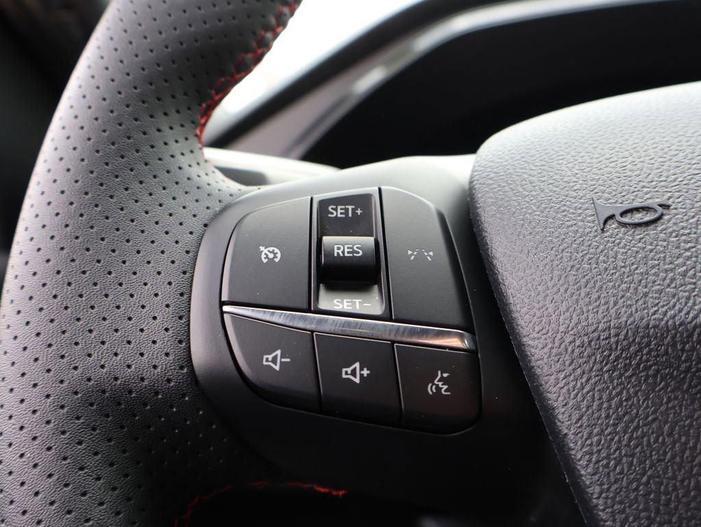 Certified 2025 Ford Escape ST-Line AWD/4WD image 26