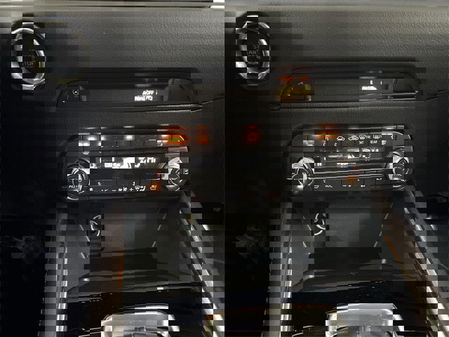 Used 2025 MAZDA CX-5 Signature image 11