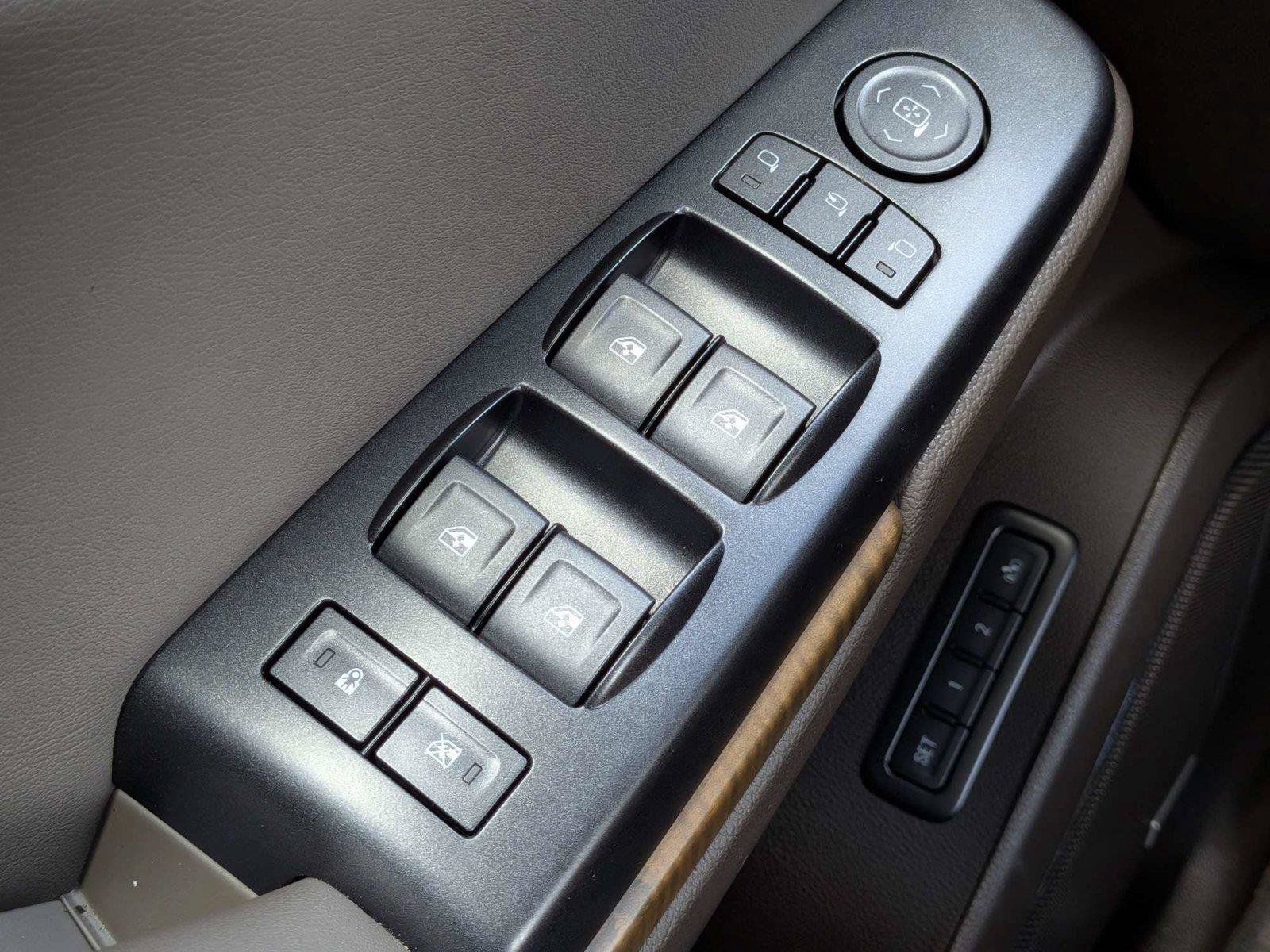 Used 2018 GMC Yukon Denali w/ Open Road Package AWD/4WD image 25