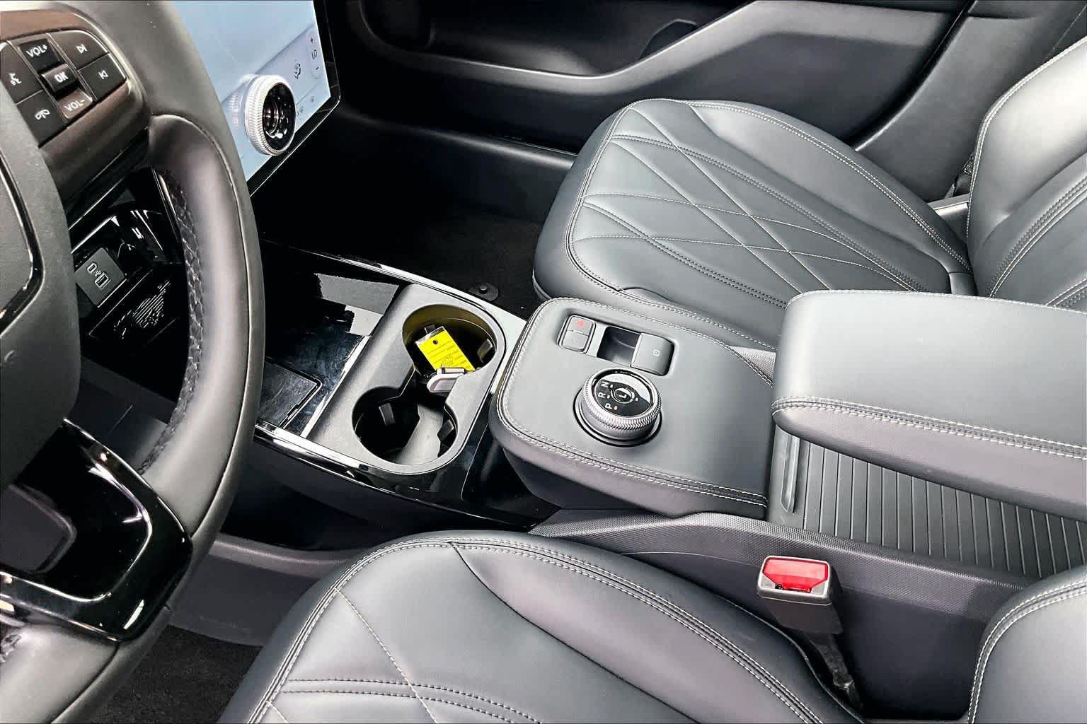 Certified 2023 Ford Mustang Mach-E Select AWD/4WD image 16