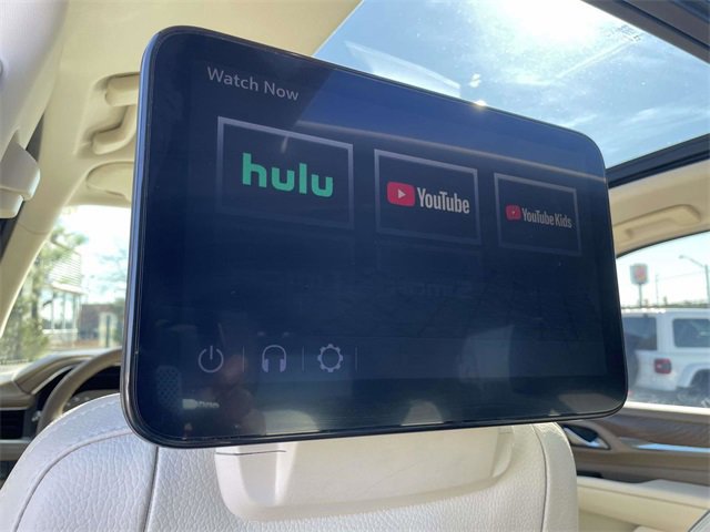 Used 2023 GMC Yukon Denali image 15