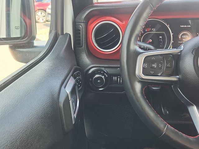 Used 2022 Jeep Wrangler Unlimited Rubicon w/ Cold Weather Group image 12