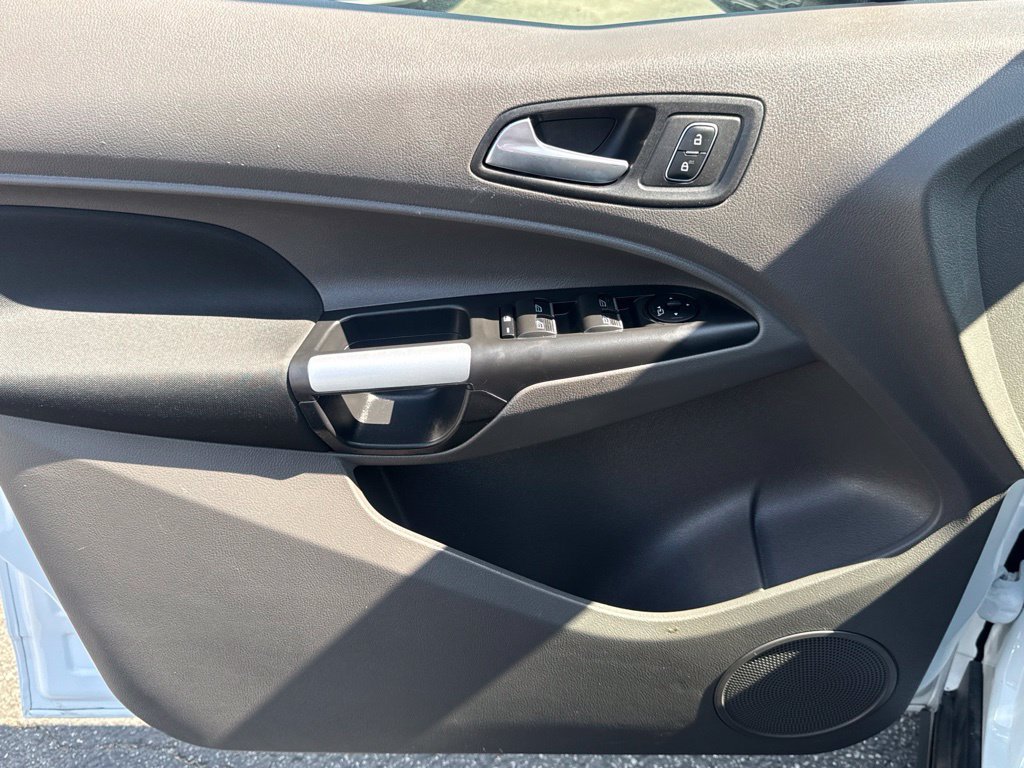 Certified 2022 Ford Transit Connect XLT FWD image 18