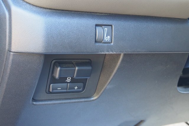 Used 2024 Chevrolet Colorado ZR2 w/ Technology Package AWD/4WD image 20