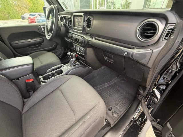 Used 2023 Jeep Gladiator Willys image 14
