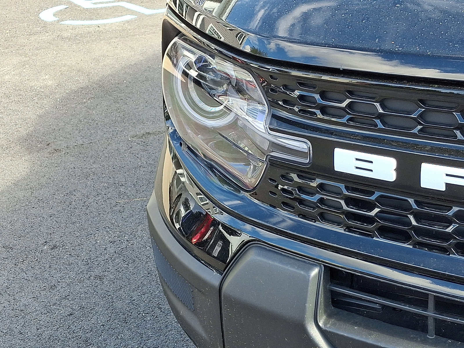 Certified 2025 Ford Bronco Sport Outer Banks w/ Outer Banks Tech Package+ AWD/4WD image 10