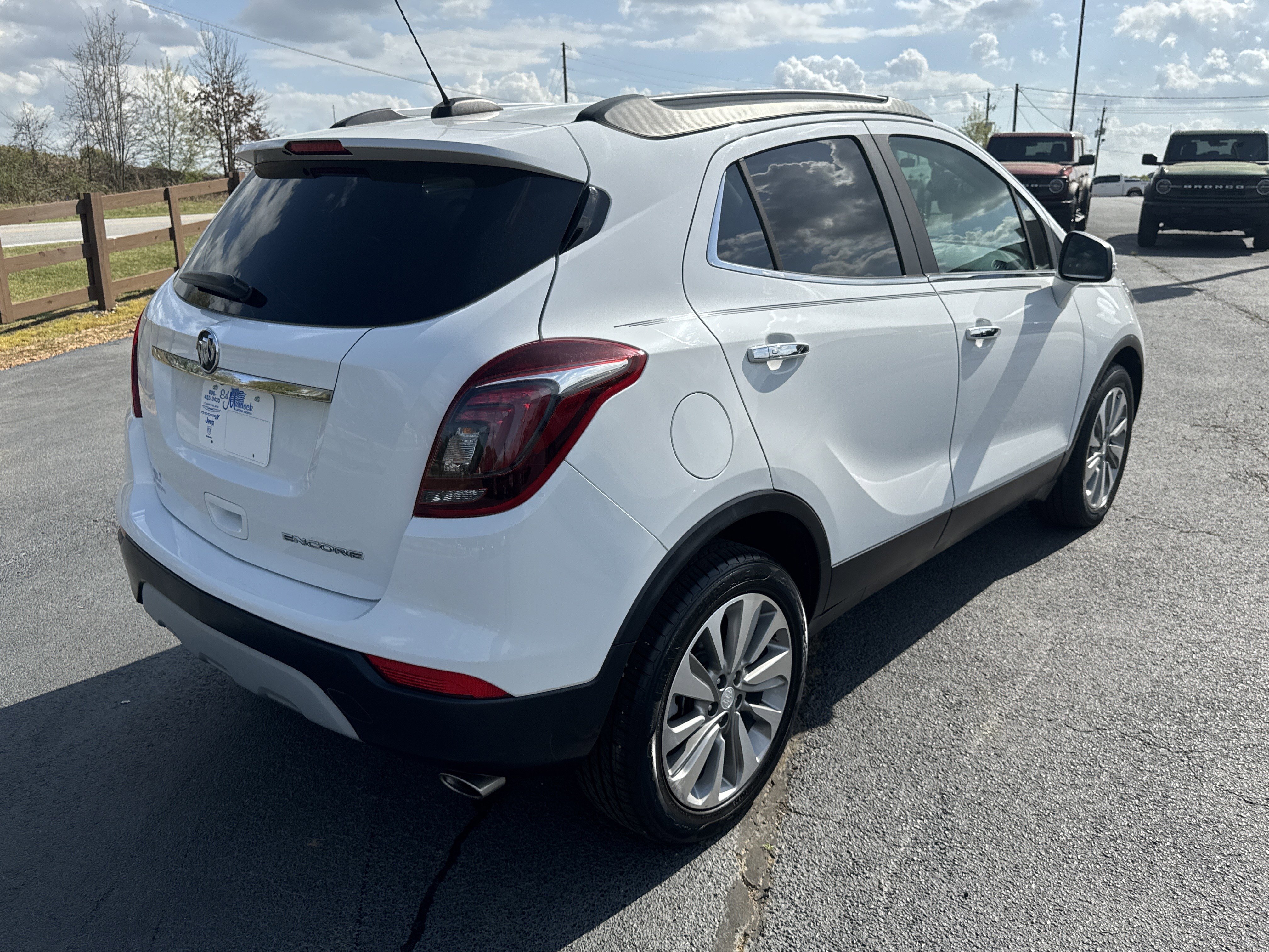 Used 2019 Buick Encore Preferred FWD image 5