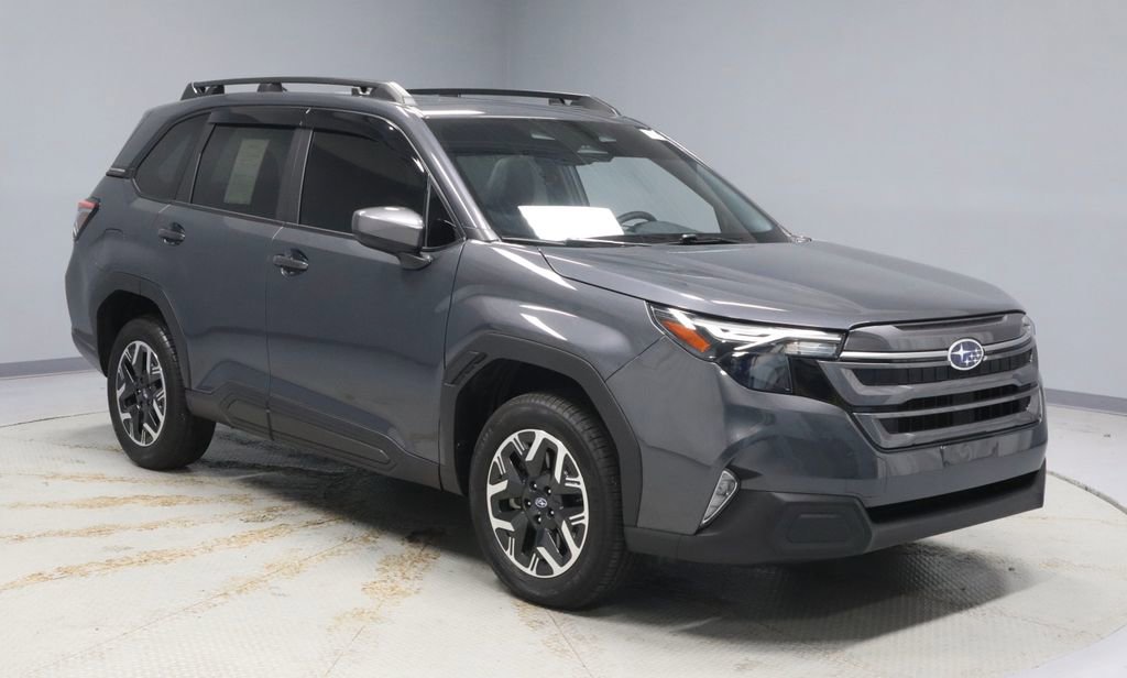 Used 2025 Subaru Forester Premium w/ Convenience Package #1 AWD/4WD image 1