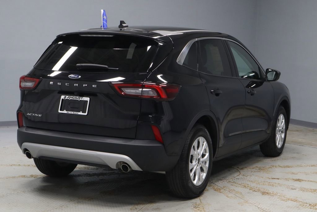 Certified 2024 Ford Escape Active w/ Cold Weather Package image 11