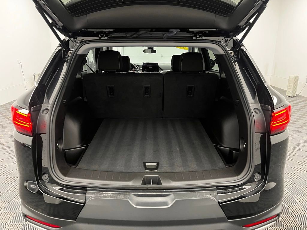 Used 2024 Chevrolet Blazer LT image 13