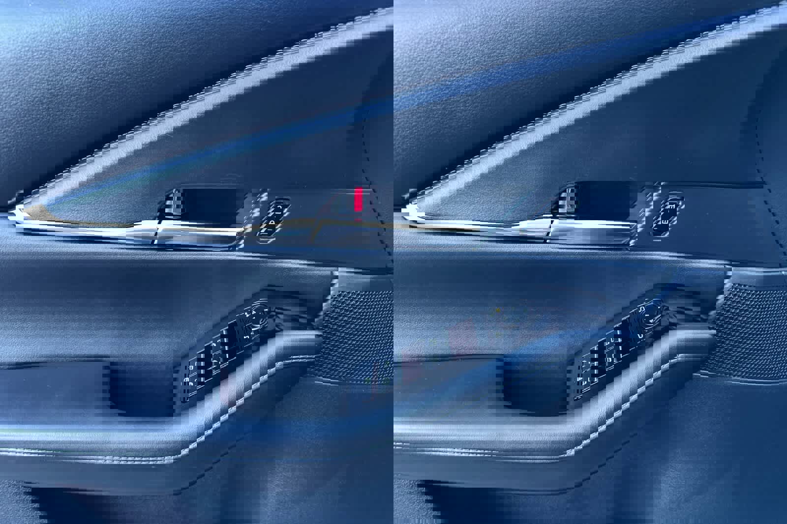 Used 2025 MAZDA CX-30 AWD 2.5 S w/ Preferred Package image 12