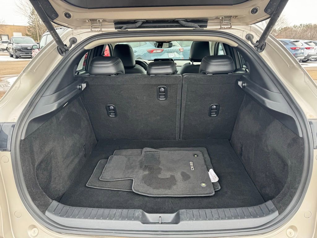 Used 2024 MAZDA CX-30 AWD 2.5 S w/ Premium Package image 6