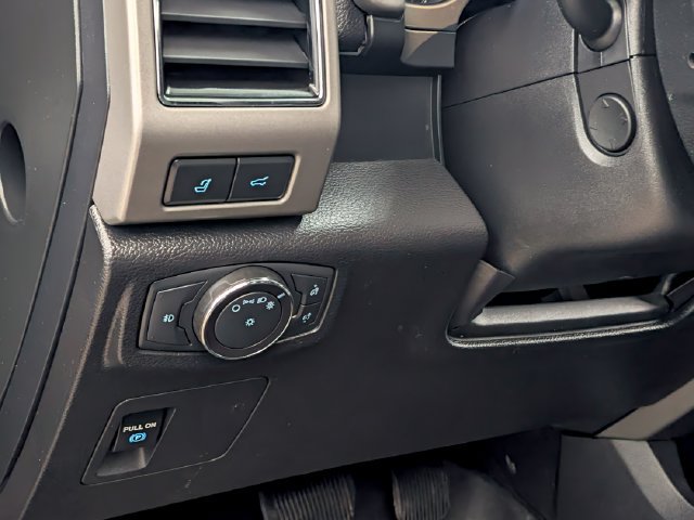 Certified 2020 Ford Expedition XLT w/ Equipment Group 202A AWD/4WD image 12