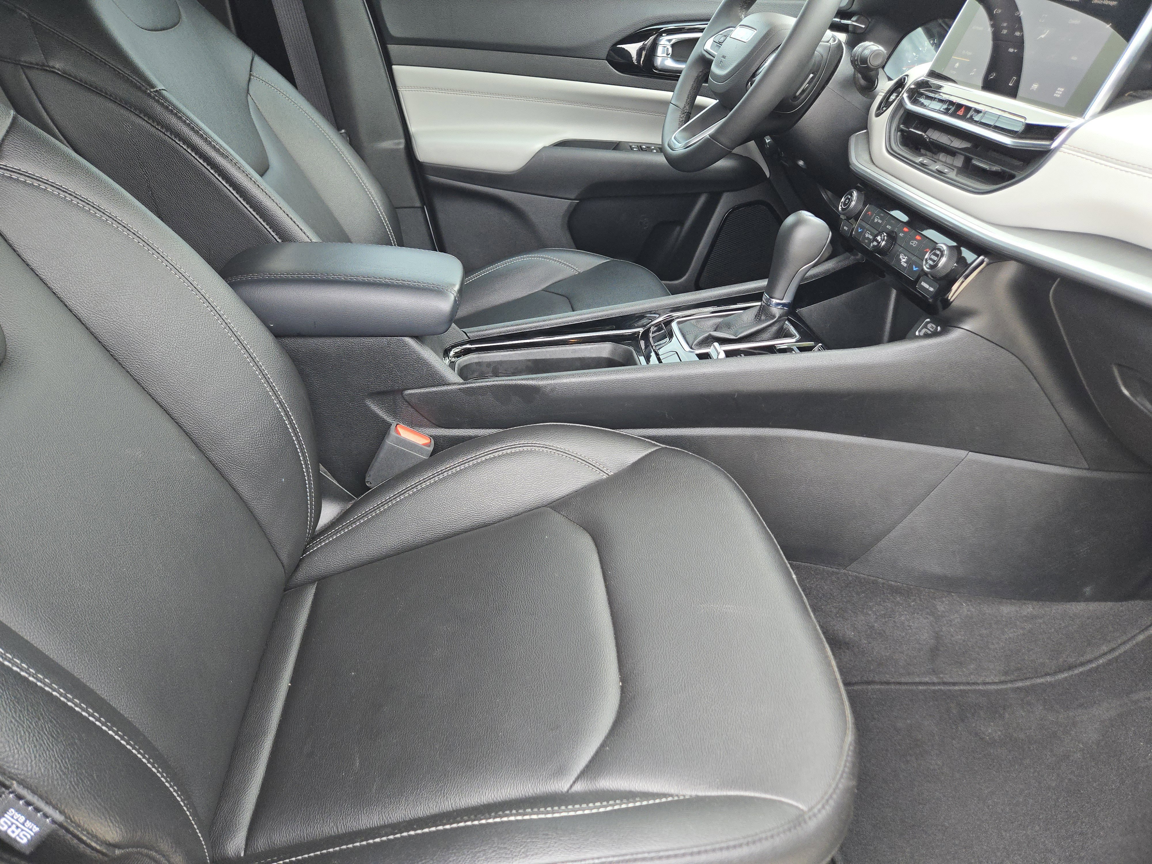 Used 2025 Jeep Compass Limited AWD/4WD image 15