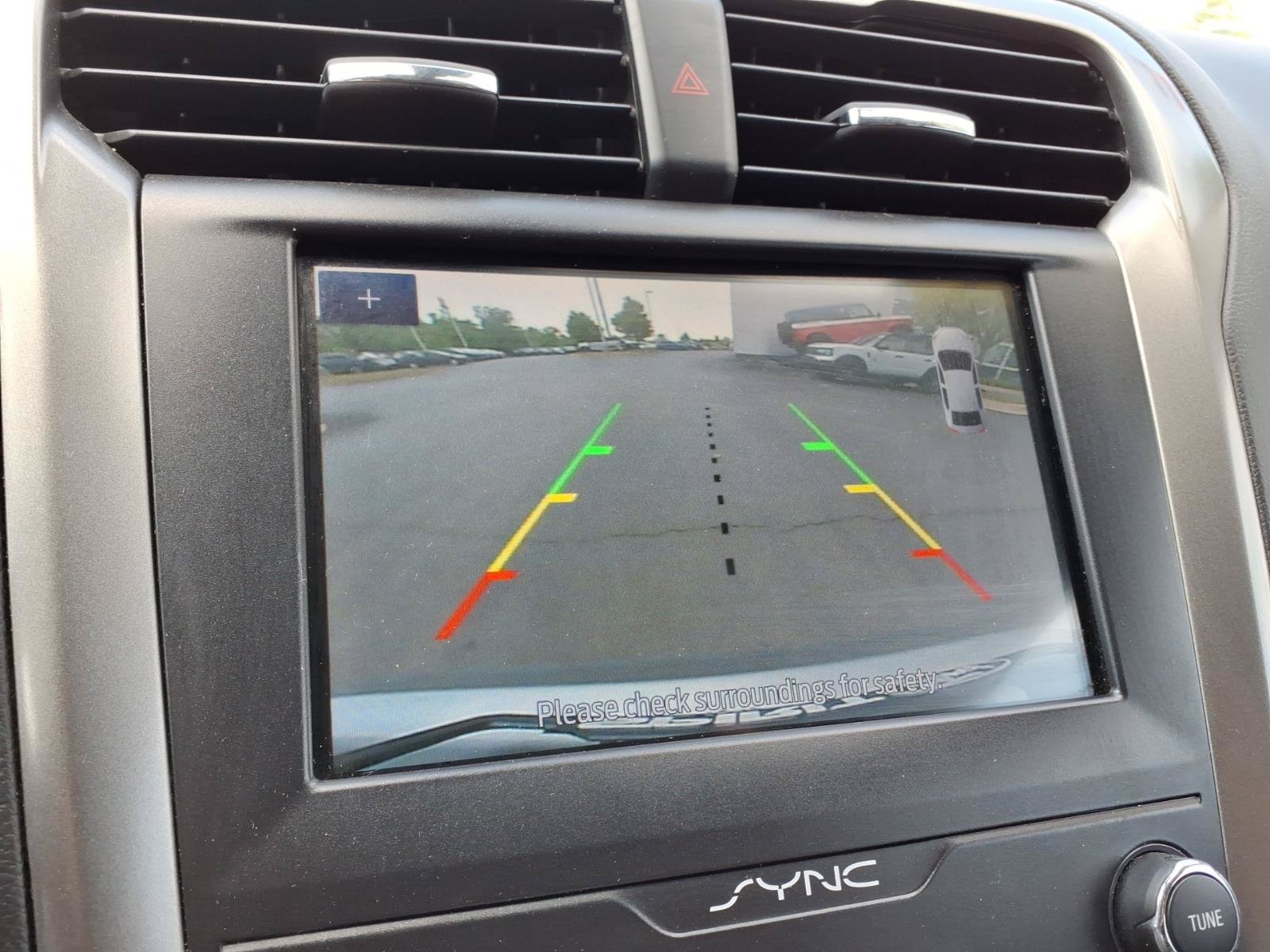 Certified 2020 Ford Fusion SE AWD/4WD image 17